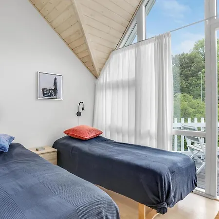 Awesome In With Harbor View Holiday home